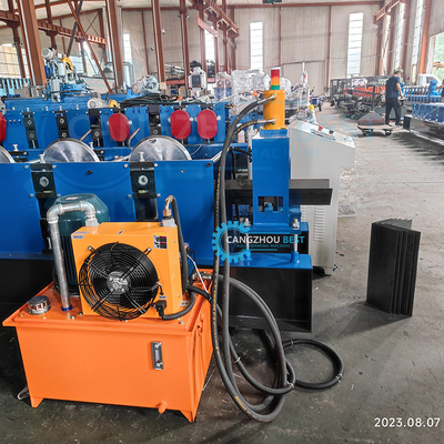 Máy hình thành dây chuyền xoắn xích góc 2mm cho hồ sơ thép nhựa