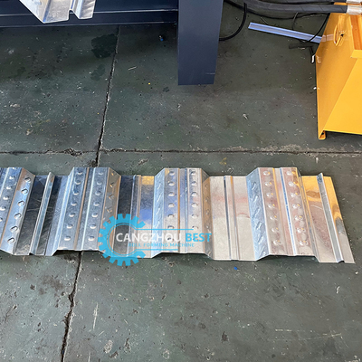 Thép nhựa thép thép nặng Iraq Decking Floor Roll Forming Machine Nhà sản xuất