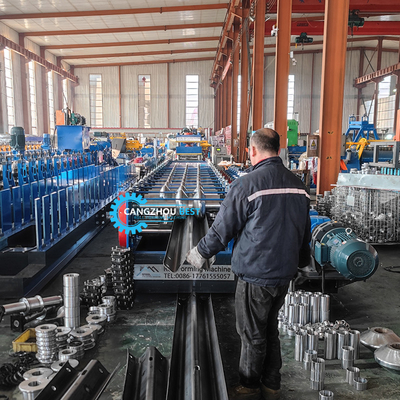 Thép Độ dày 4mm Sắt thay đổi nhanh 2&amp;3 sóng Crash Barrier Roll Forming Machine