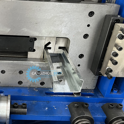Plc Control C Z U Purlin Roll Forming Machine Hydraulic Punching và cắt