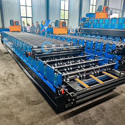 15-20m / phút Máy tạo cuộn mái hai lớp cho nhu cầu sản xuất chiều rộng tùy chỉnh