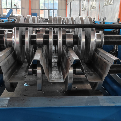Máy tạo cuộn tấm sàn sàn kim loại nhựa tự động