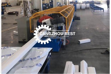 Máy hình thành ống hình vuông nhôm 10m / min Roudn hình dạng xuống Spout Roll