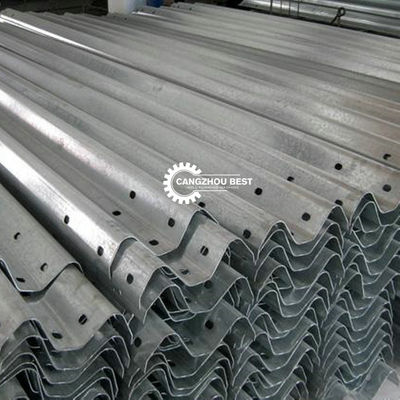 Hàng rào đường cao tốc 30kw Máy ​​tạo hình lan can đường cao tốc 15m / phút